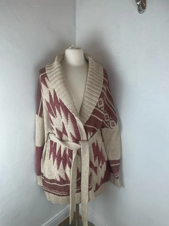 Lucky Heritage Cotton Cardigan - Picture 6 of 11